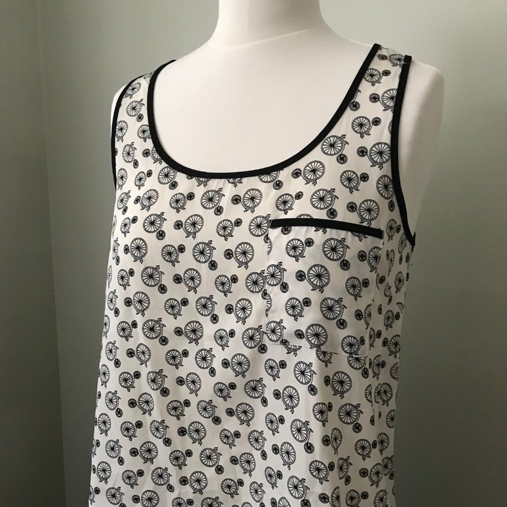 Tank Top with Bicycle Print / Black & White